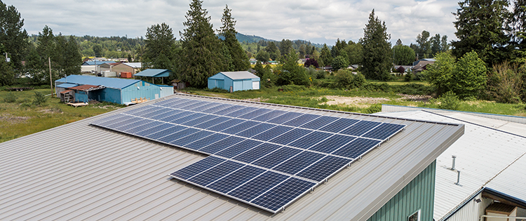 屋顶太阳能电池板阵列